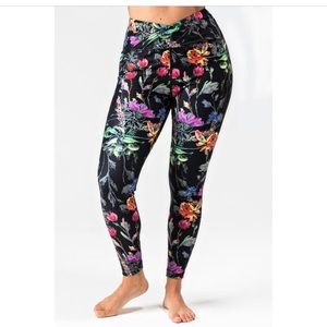 Kira grace gentle worn 2 piece floral set size xs